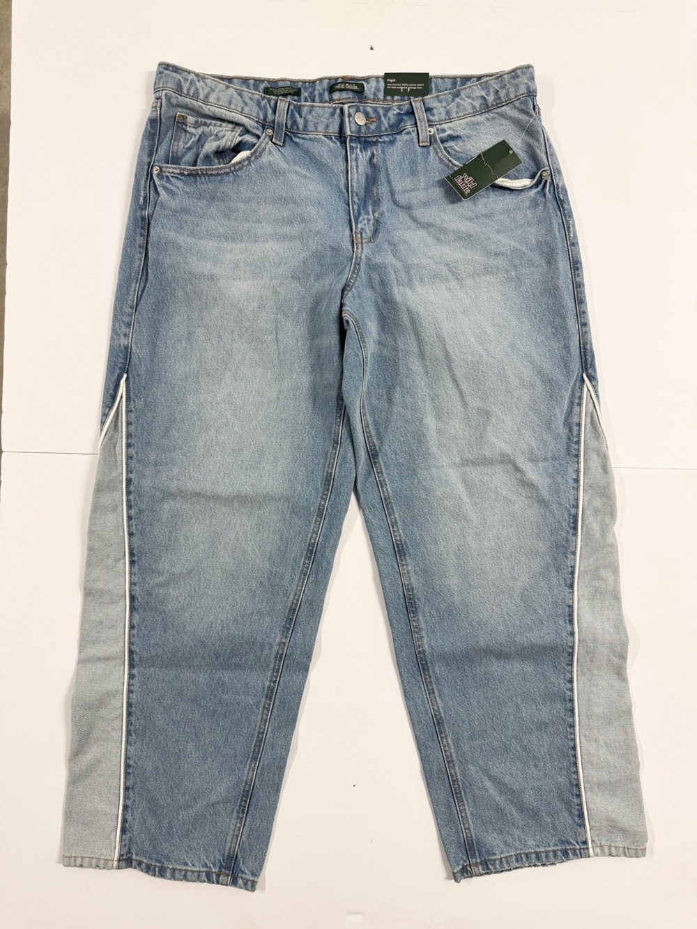 wild fable Two-Tone Light Blue High-Rise Relaxed Jeans with Side Panels